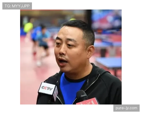 刘国梁一下午就换了三套衣服，感觉家里有专门给他打理的造型师？